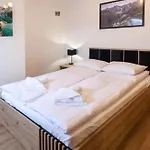 Διαμέρισμα Rent Like - Szkolna Ii *