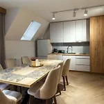 Διαμέρισμα Rent Like - Szkolna Ii